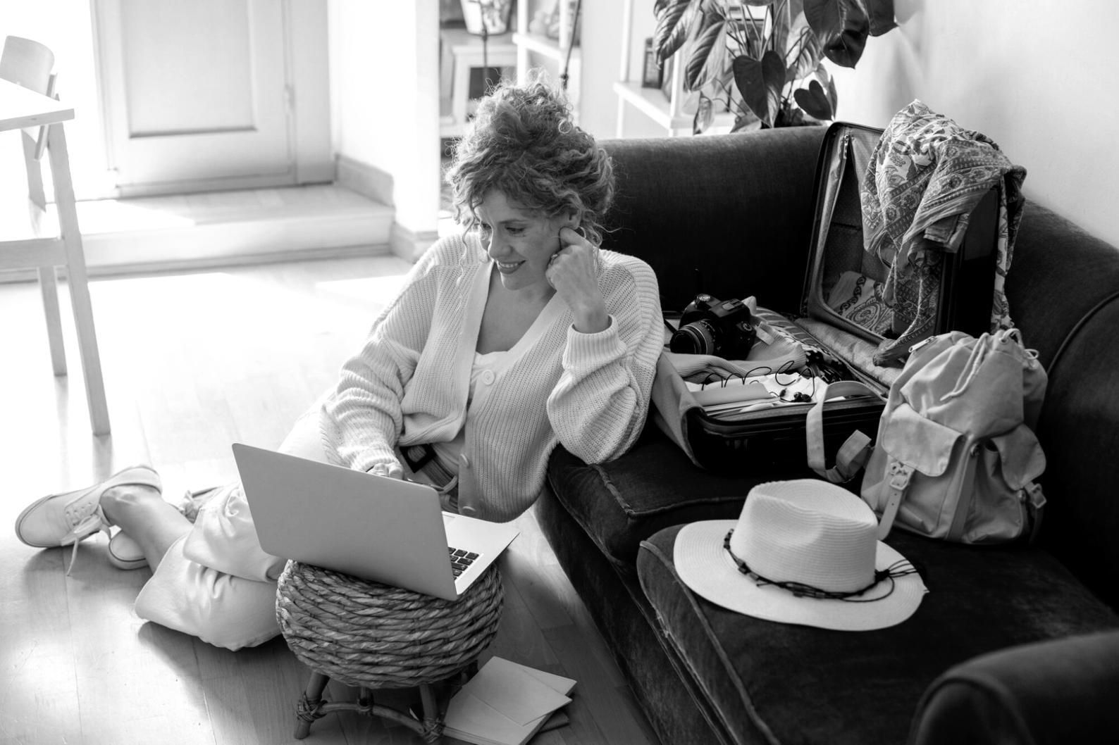 Reunión de equipo revisando métricas